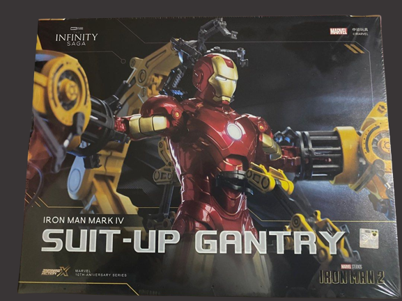 ZD Toys Iron Man MK IV with Suit-up Gantry – GeekYard Collectibles